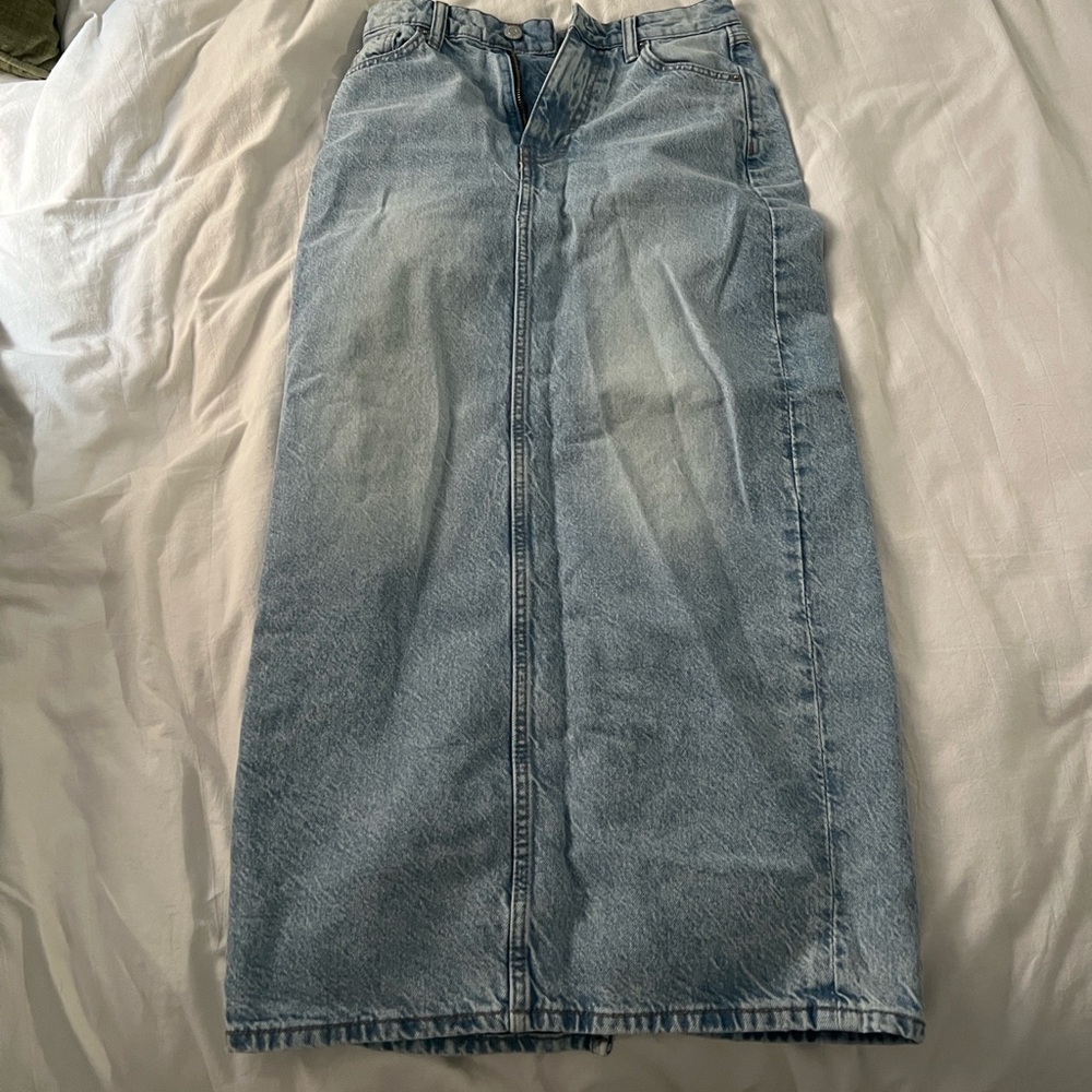 light wash denim skirt, size XXS, h&m